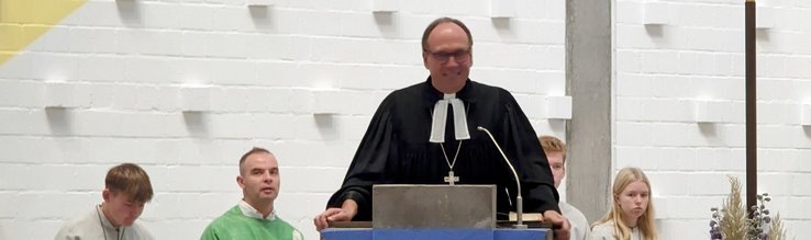 Superintendent Dr. Andreas Lange predigt in Heilig Geist
